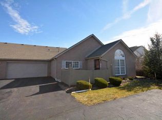 1257 Amberlea Dr W, Columbus, OH 43230