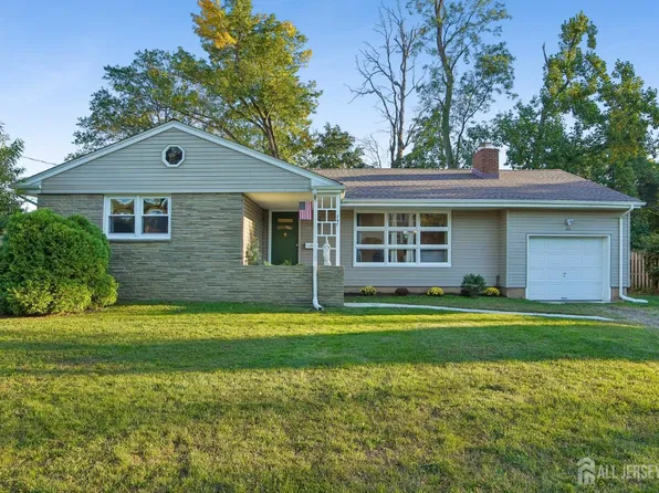 747 3rd St, Dunellen, NJ 08812