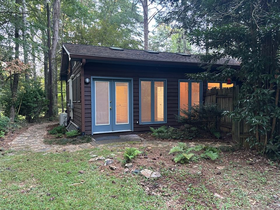 1st image of 2910 Robertswood Dr #B