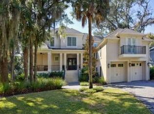 94 Shoreline Dr, Hilton Head Island, SC 29928