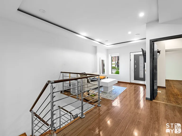 4607 Bedford Ave #1B — Photo 1