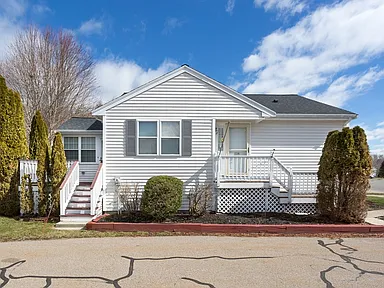 170 Crystal Water Dr East Bridgewater MA | Zillow