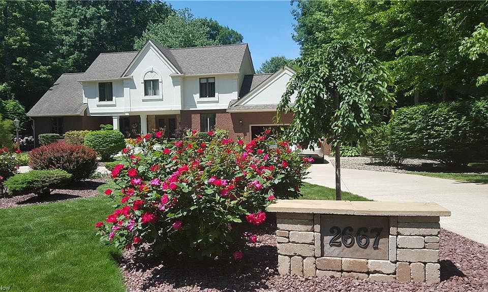 1st image of 2667 Oak Forest Dr