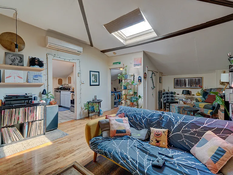 7 Trumbull St #4 — Photo 12