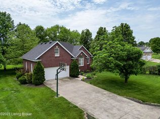 105 Canterbury Ct, Bardstown, KY 40004