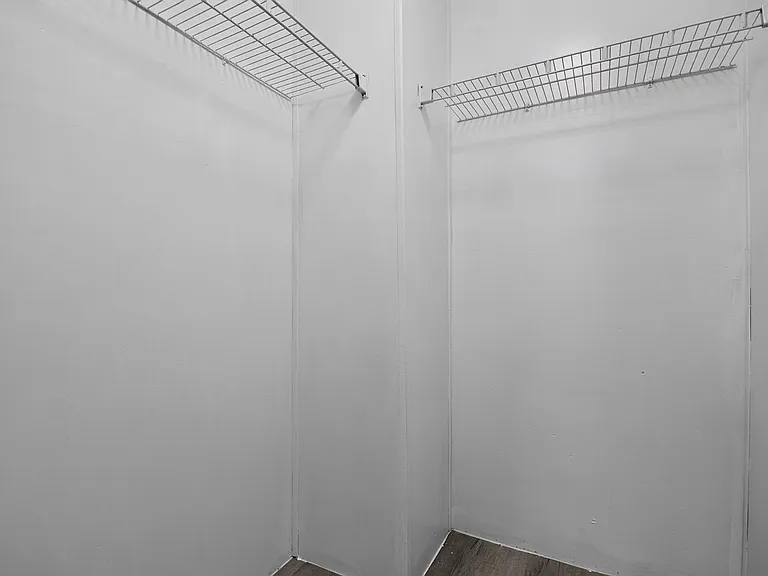 7180 SW 19th Pl — Photo 9