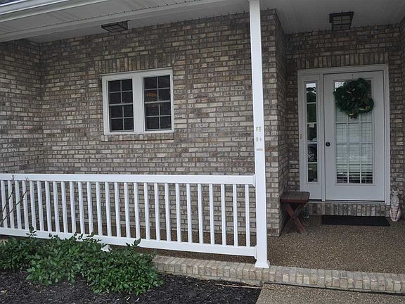 2nd image of 257 E Jingle Bell Ln