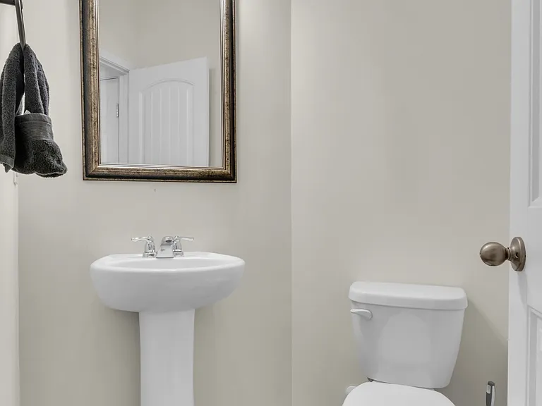 62 Chastain Cir — Photo 14