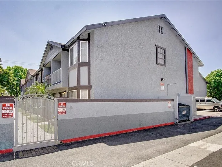 7947 Garfield Ave #F — Photo 4