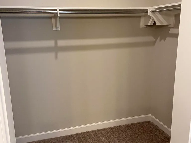 5872 Park West Cir — Photo 16