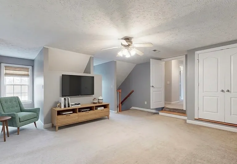 904 Bexley Dr — Photo 4