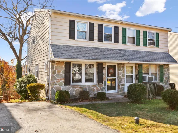 301 N 3rd Ave, Royersford, PA 19468