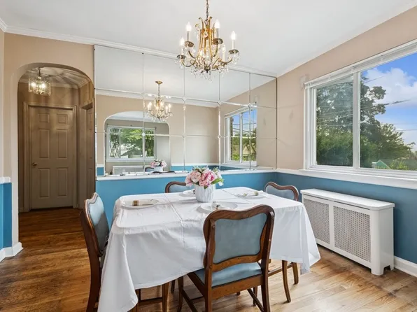 50-06 Marathon Parkway image 4 of 16