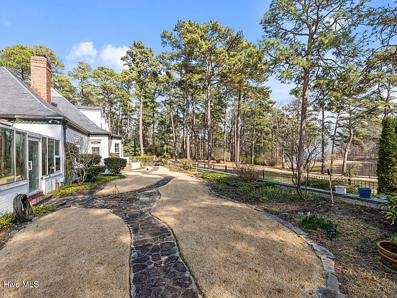 4th image of 667 Yadkin Road