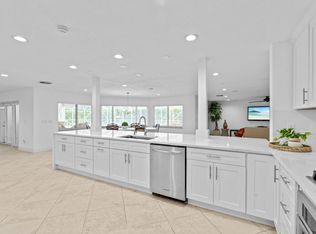 7447 NW 82nd Ter, Parkland, FL 33067