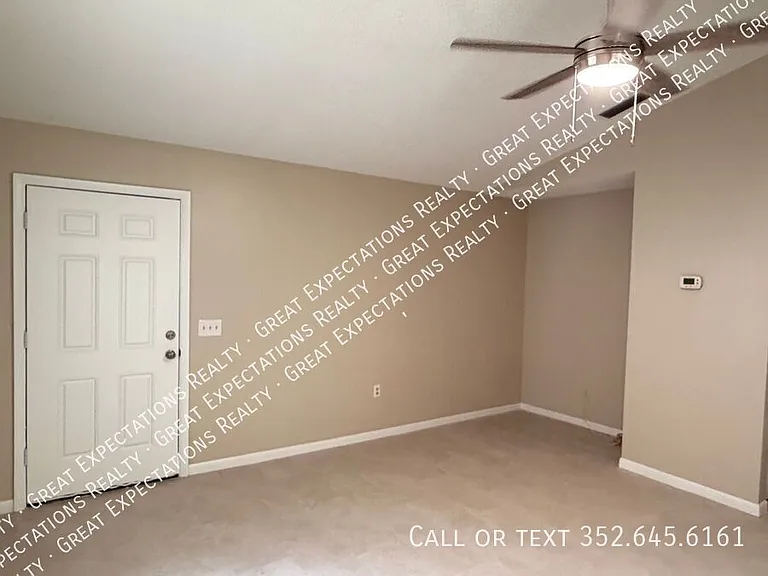 3381 NE 56th Ave — Photo 3