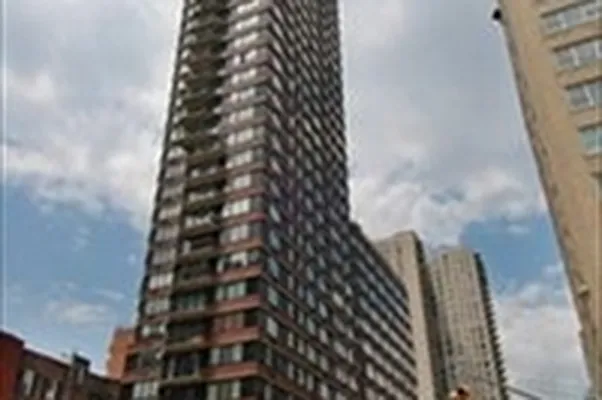 Rented by Peter Ashe | media 12