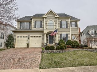 8324 Majestic Knolls Ct, Vienna, VA 22182