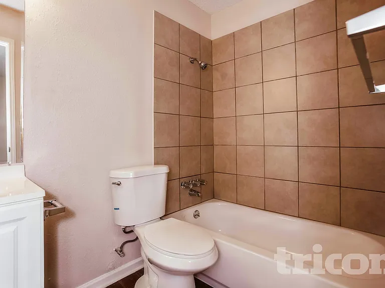 12119 Fawnway Dr — Photo 13