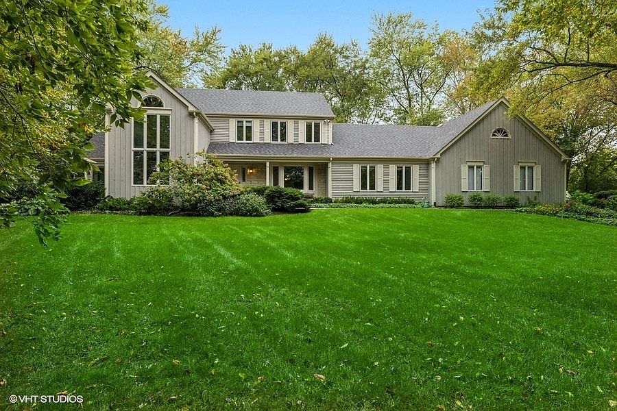 1st image of 28W605 Hawthorne Ln