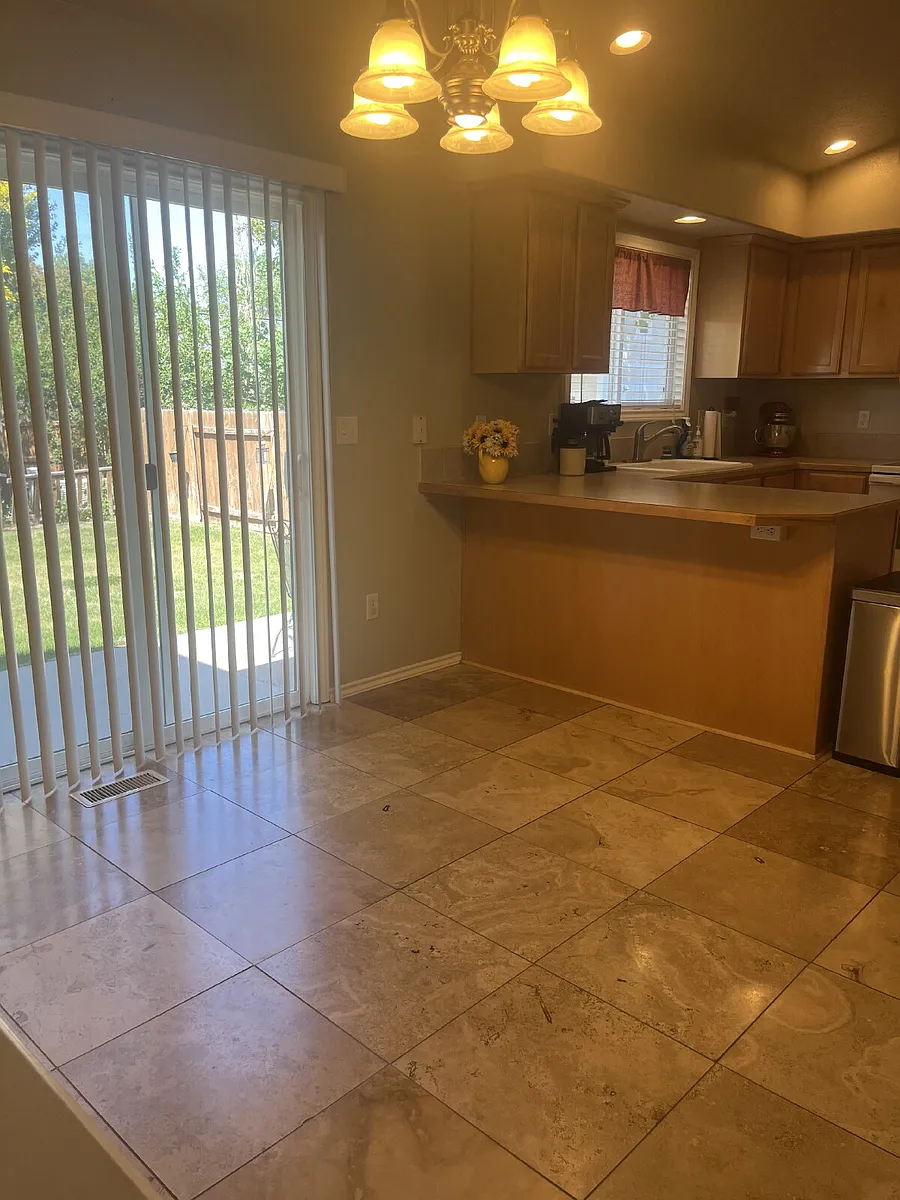 Building Photo - 1438 W Brown Trout Dr
