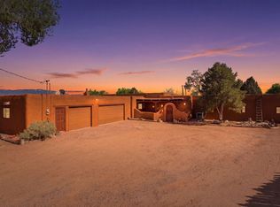 159 El Rey Dr NW, Corrales, NM 87048
