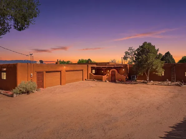 159 El Rey Dr NW, Corrales, NM 87048