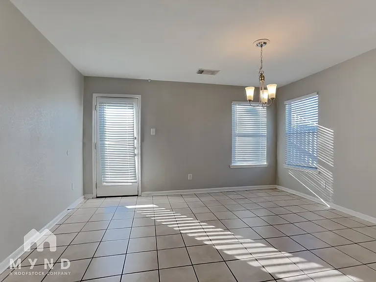 21307 Shadow River Ln — Photo 5