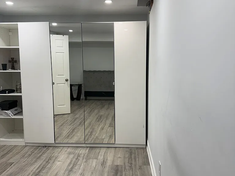 858 Khan Cres #BASEMENT — Photo 5