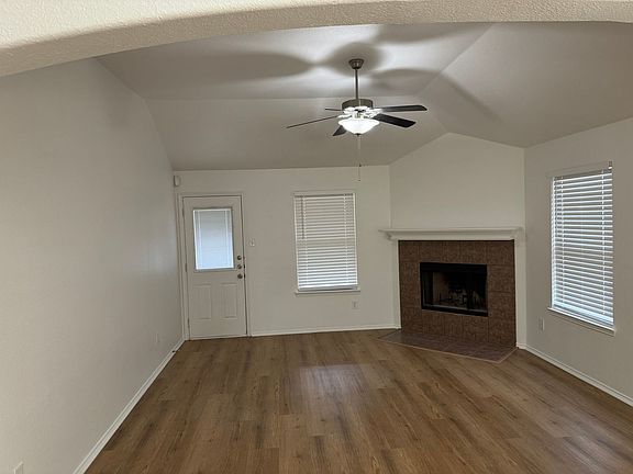 5th image of 4212 Agate Dr