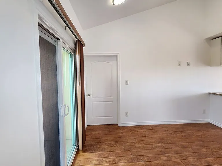 17118 Oak View Dr — Photo 14