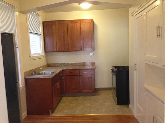 4th image of 2160 Fell St APT 101