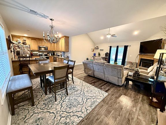 5th image of 4 Ramblewood Ln