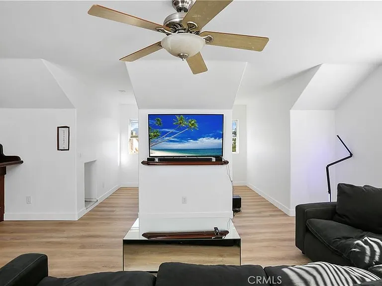 23679 Ridgeway — Photo 36