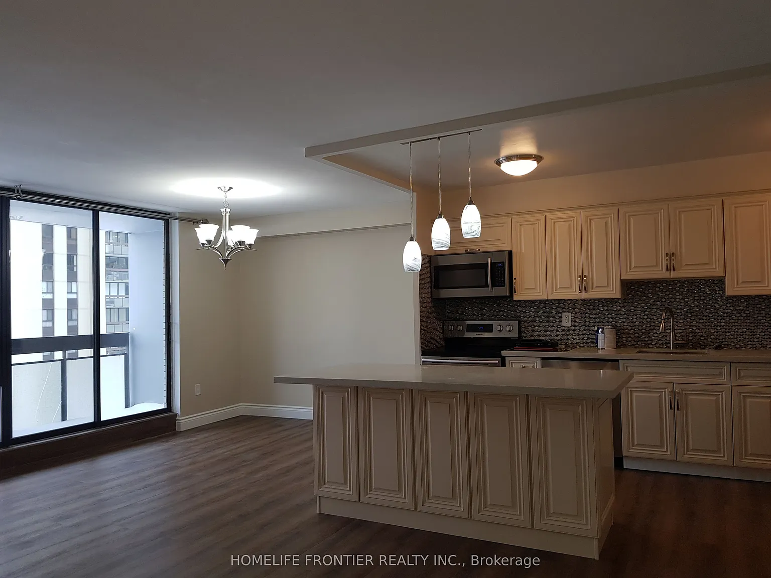 2 bed, $2,750 — Photo 4