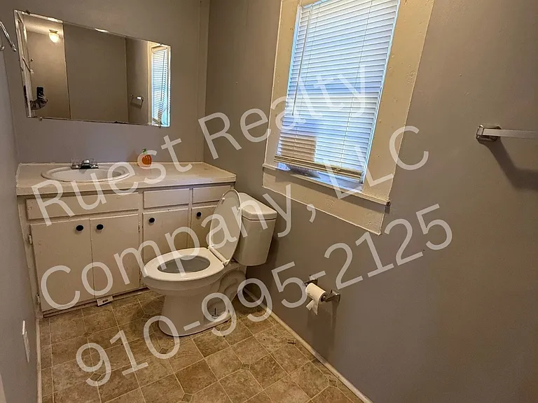 213 Airport Rd — Photo 5