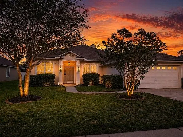2219 Gardenmoss Dr, Green Cove Springs, FL 32043