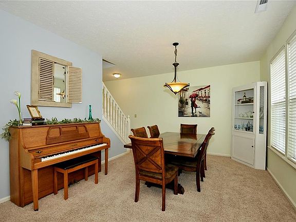 3rd image of 2353 Layton Park Dr
