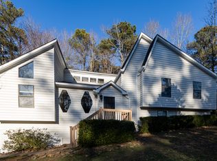 802 Montclaire Pl, Woodstock, GA 30189