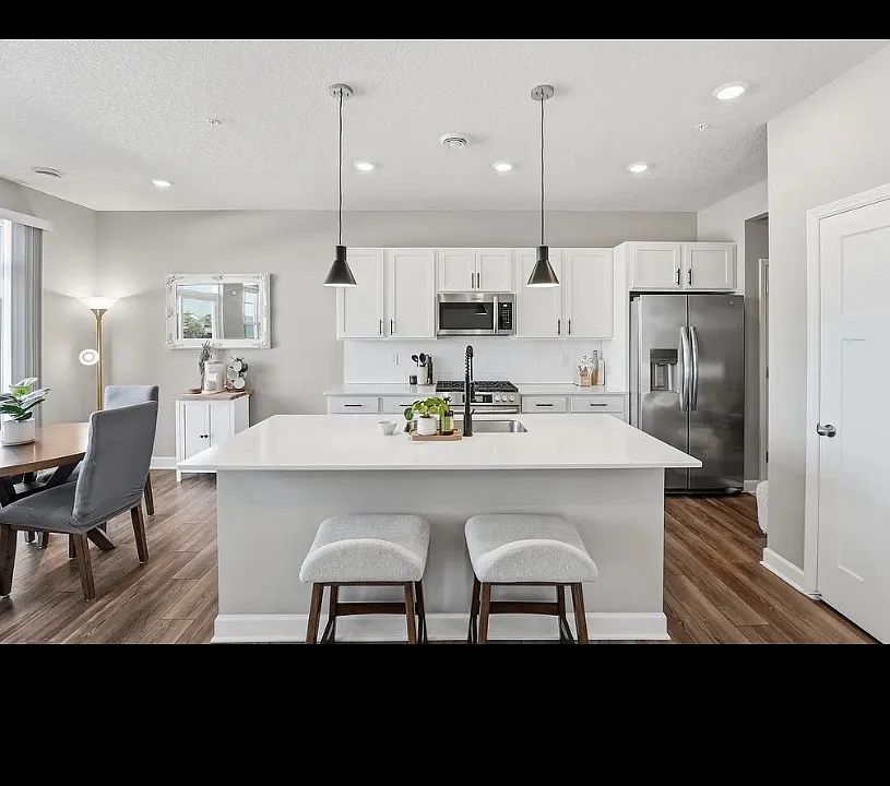 1909 Prospect Ln