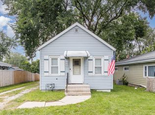 1117 Pleasant Pl, Aurora, IL 60505