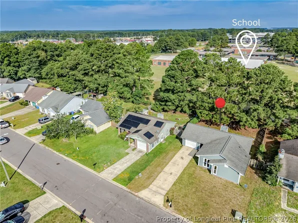1705 Veanna Dr, Fayetteville, NC 28301