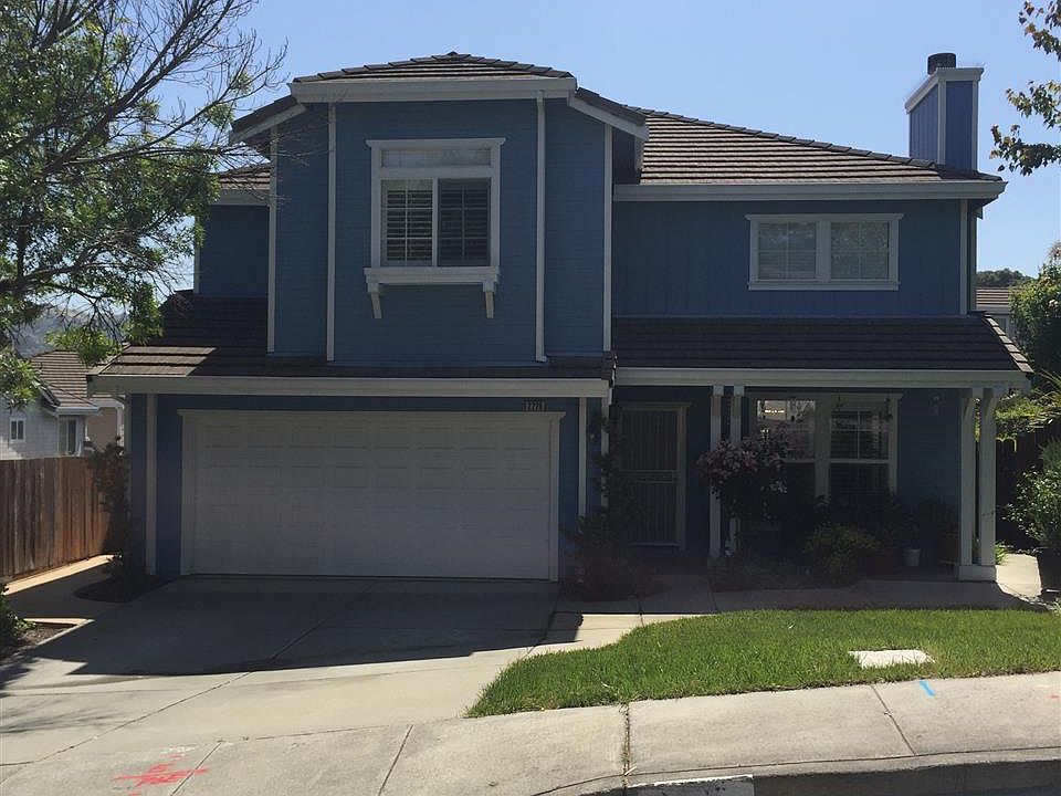 2nd image of 2226 Greenridge Dr