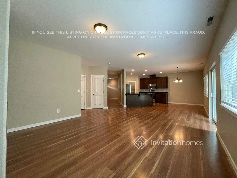 19426 90th Avenue Ct E — Photo 4