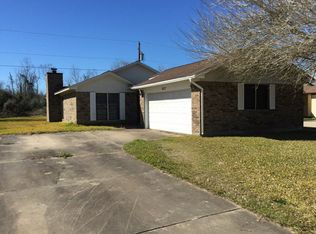 6127 Fox Ridge Dr, Angleton, TX 77515