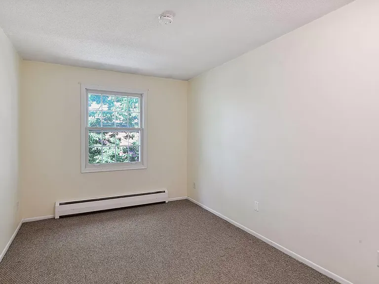 819 Smetana Rd #7 — Photo 18