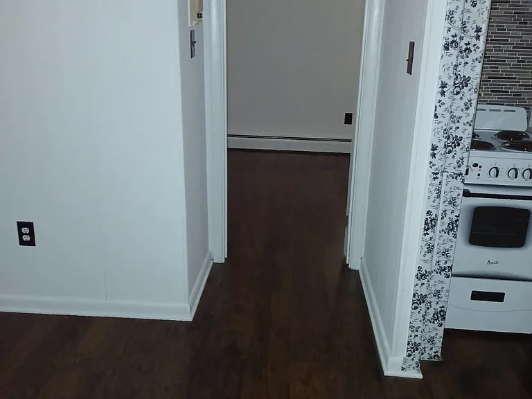 212 Central Ave #1B — Photo 7