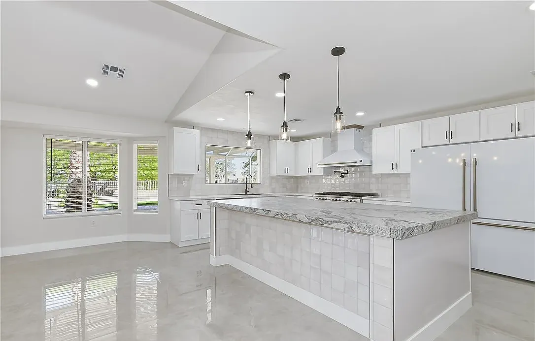 2 bed, 2148 sqft, $2,950 — Photo 3