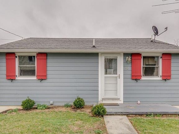 2nd image of 42 Briar Patch Ln