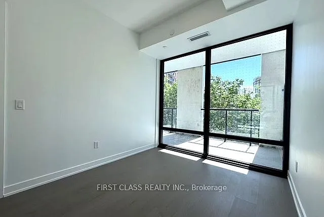 91 Montclair Ave #607 — Photo 4